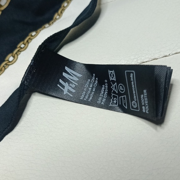 Women's scarf H&M 0793185 One size Chains - Picture 2 of 4
